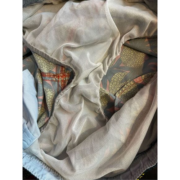 Bonobos pineapple print swimming trunks size M - Picture 5 of 6